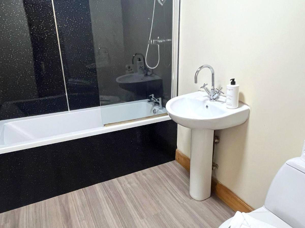 Elegant 2 Bedroom Chalet Эдинбург Экстерьер фото
