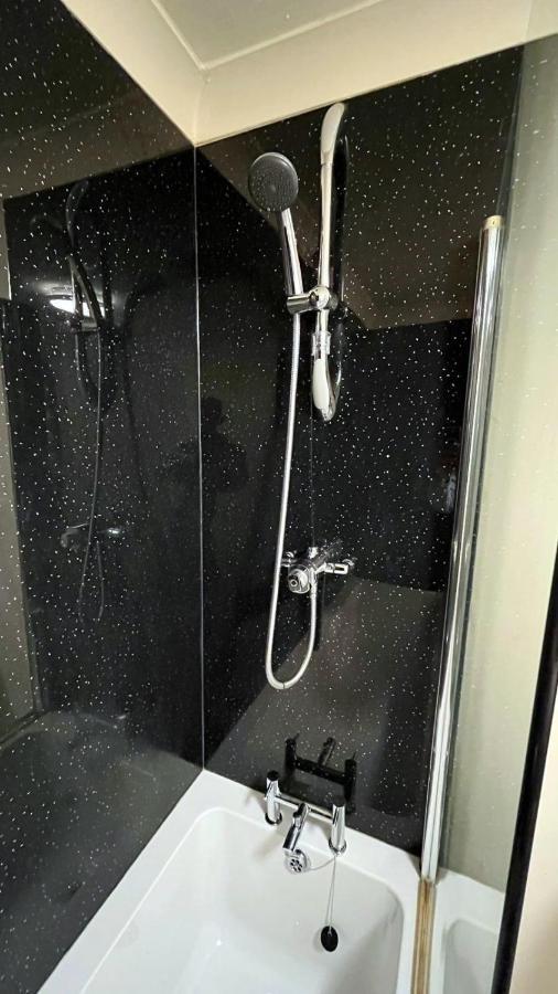 Elegant 2 Bedroom Chalet Эдинбург Экстерьер фото